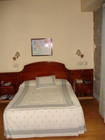Residencia Hispania 2*