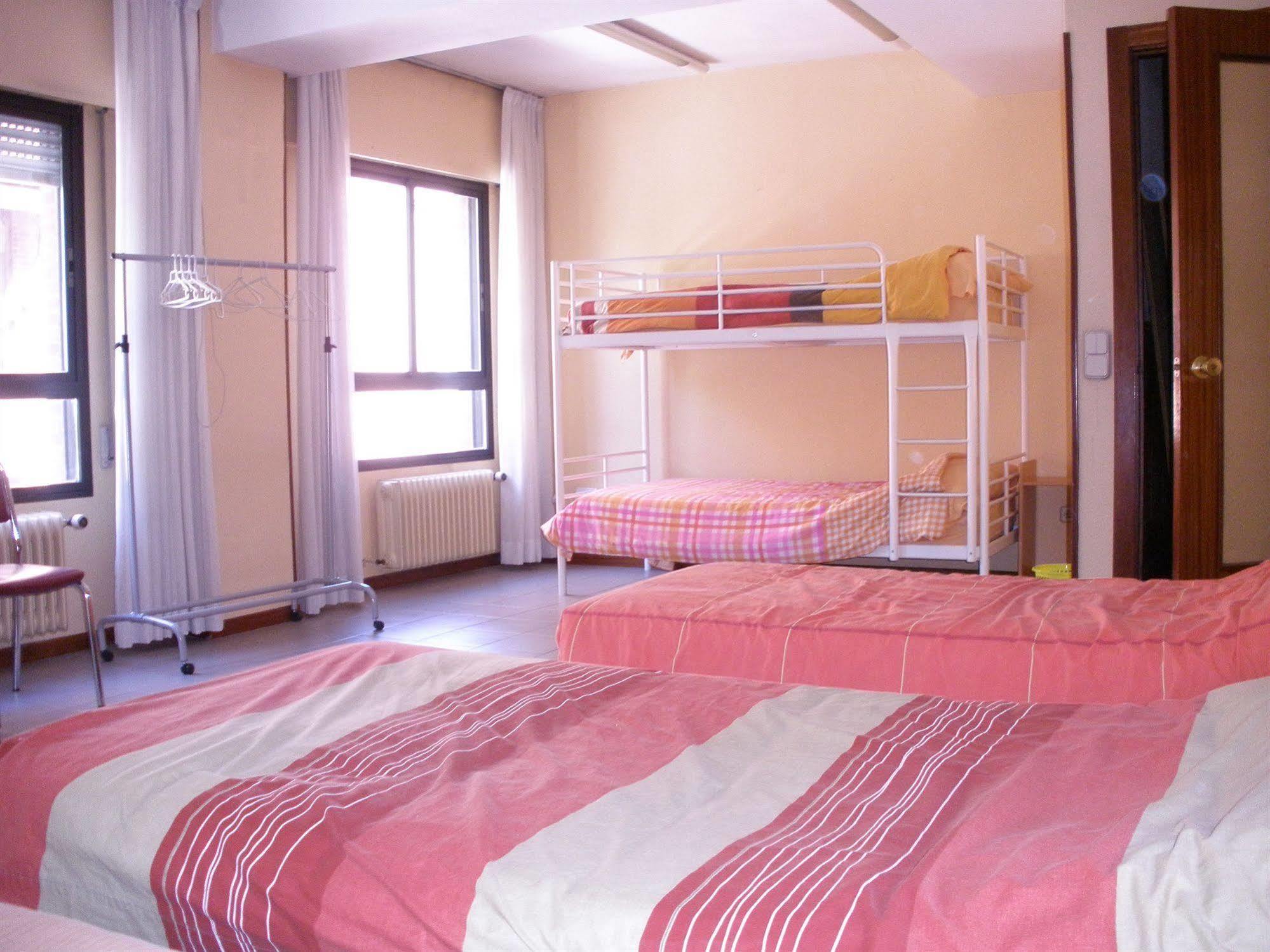 Pensión Residencia Hispania 2*